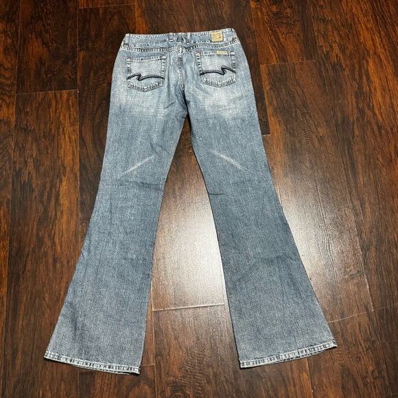 Lucky Brand Dungarees Vital Flare Wide Leg Long Length Jeans Size 6 (28) GUC - Picture 8 of 14
